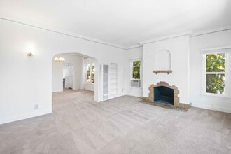 645 S Detroit St in Los Angeles, CA - Building Photo - Building Photo