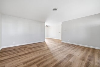 3122 W Maywood Ave in Anaheim, CA - Building Photo - Building Photo