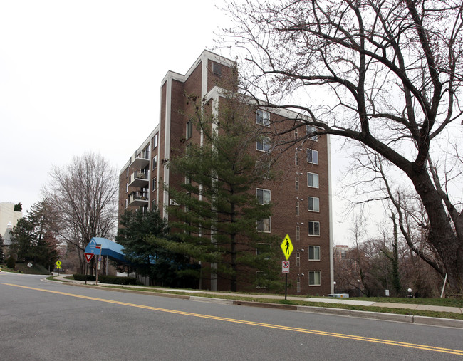 Pentagon Ridge in Arlington, VA - Building Photo - Building Photo