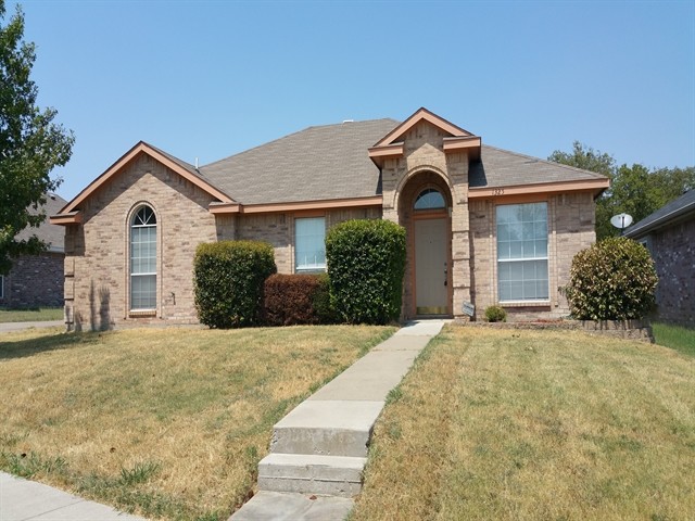 property at 1325 Maple Ridge Dr