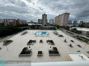 230 174th St in Sunny Isles Beach, FL - Building Photo - Building Photo