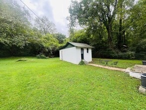 302 Rainey St in Mt Pleasant, TN - Building Photo - Building Photo