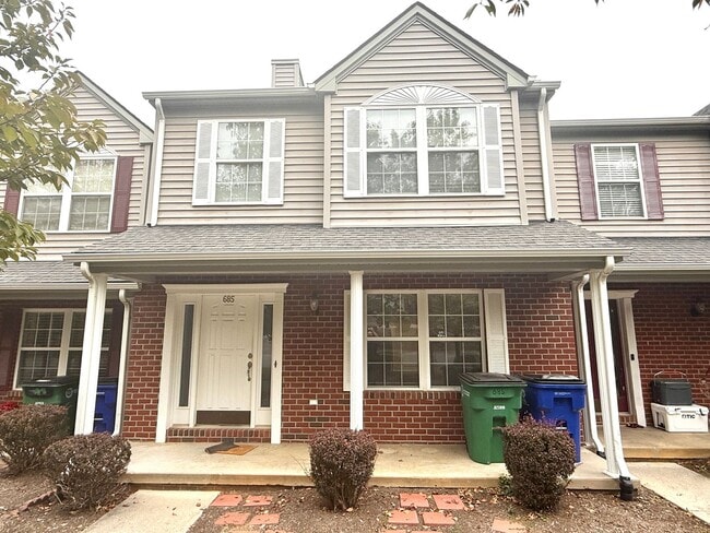 685-745 Oak Tree Blvd NW in Christiansburg, VA - Building Photo - Building Photo