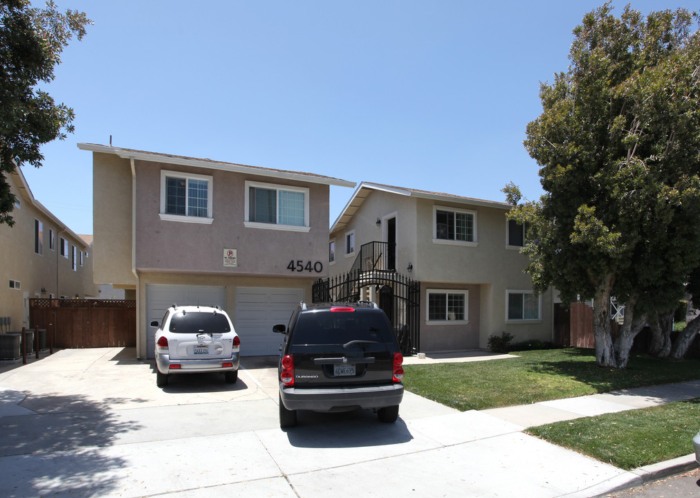 4524-4540 Wilson Ave in San Diego, CA - Building Photo