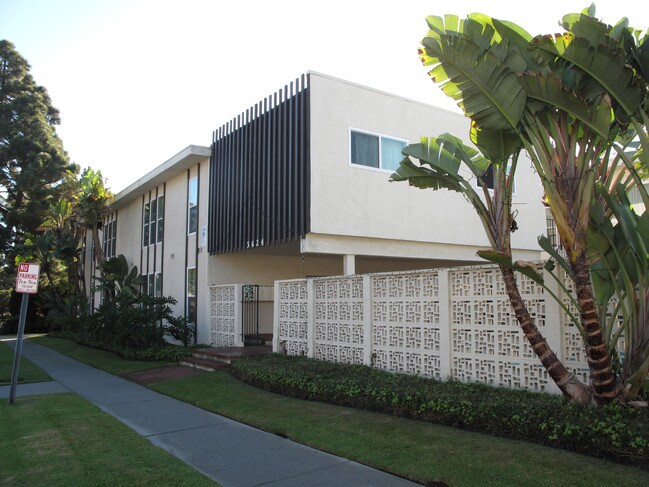 3624 Emerald St in Torrance, CA - Building Photo - Building Photo