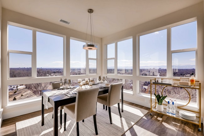 High Line Pointe in Denver, CO - Building Photo - Building Photo