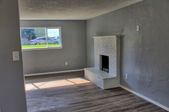 615 White Cloud Dr in Boise, ID - Building Photo - Building Photo