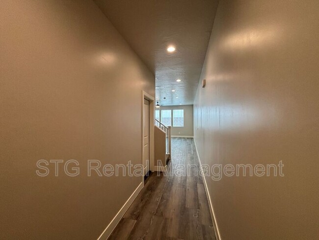 929 S 4380 W in Hurricane, UT - Building Photo - Building Photo