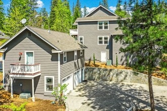 612 Chief Kelly Dr in Nevada City, CA - Building Photo - Building Photo