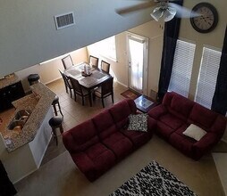 608 Partridge Dr in Aubrey, TX - Foto de edificio - Building Photo