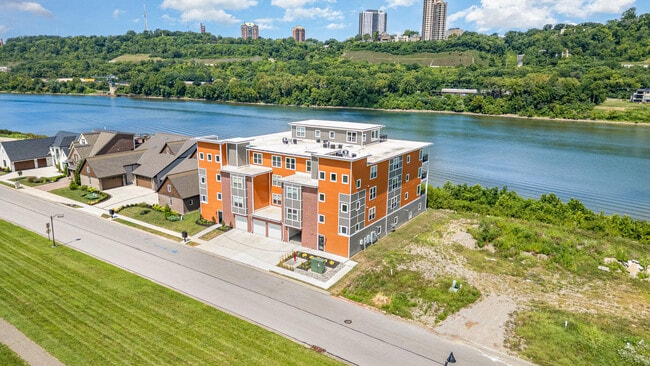 property at 617 Manhattan Blvd
