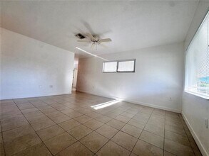 408 New York Ave in St. Cloud, FL - Building Photo - Building Photo