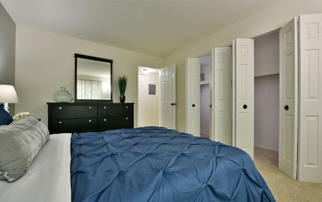 Windemere Apartments in Farmington Hills, MI