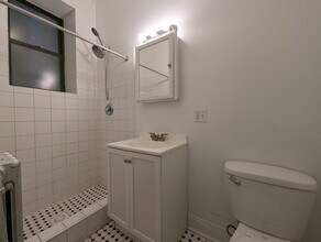 4647 N Paulina St, Unit 102 in Chicago, IL - Building Photo - Building Photo