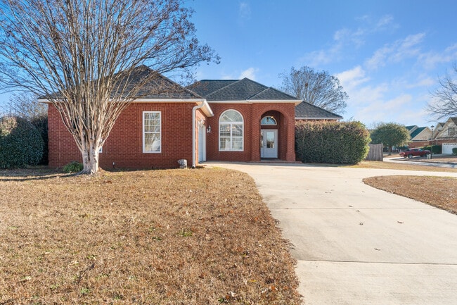 119 Daventry Ln in Warner Robins, GA - Foto de edificio - Building Photo