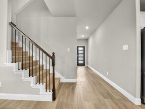 9100 Cacti Ct in Fort Worth, TX - Building Photo - Building Photo
