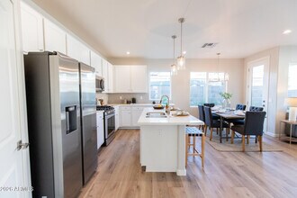 3726 E Flower St in Phoenix, AZ - Foto de edificio - Building Photo