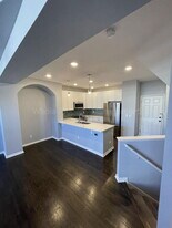 2737 W Greens Dr in Littleton, CO - Building Photo