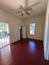 6737 Ave E in Houston, TX - Building Photo - Building Photo