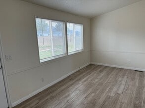 296 Rockin Chair Rd in Spring Creek, NV - Building Photo - Building Photo