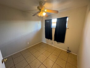 304 Texas St SE in Albuquerque, NM - Foto de edificio - Building Photo