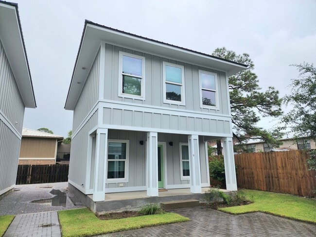 101 E 22nd Ave in Gulf Shores, AL - Building Photo - Building Photo