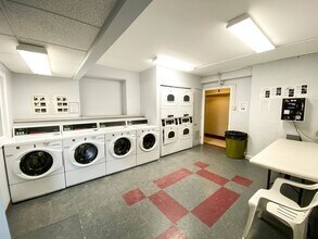 1454 Beacon St in Brookline, MA - Building Photo - Building Photo