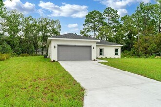 556 Marion Oaks Pass in Ocala, FL - Building Photo - Building Photo