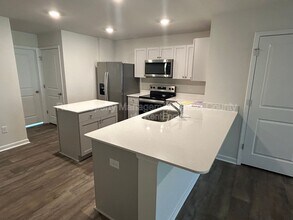 8515 Beckett Chase Wy in Raleigh, NC - Building Photo - Building Photo