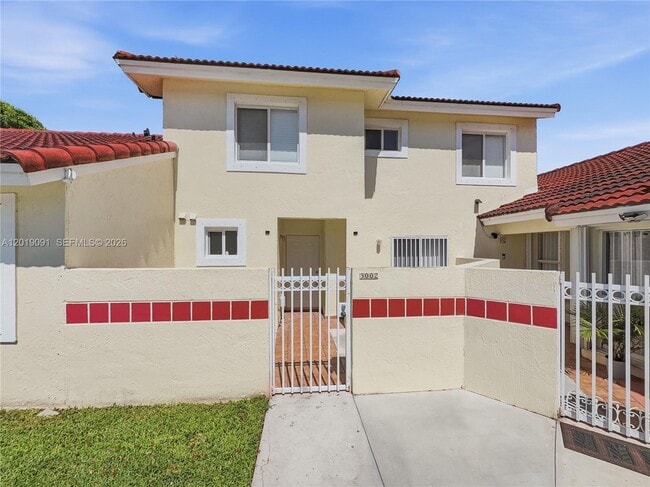 property at 3002 San Remo Cir