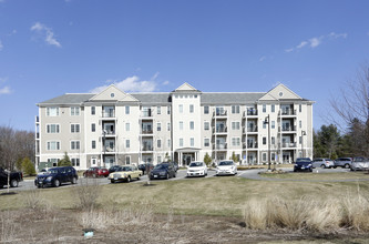 The Residences at 27 Chestnut Street in Exeter, NH - Building Photo - Primary Photo