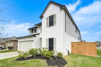 5439 Rustic Ruby Dr in Brookshire, TX - Building Photo - Building Photo