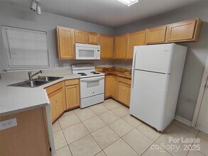 5043 Wheat Dr SW in Concord, NC - Building Photo - Building Photo
