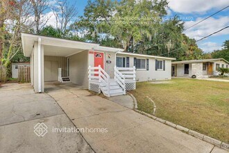 5815 Oliver St in Jacksonville, FL - Building Photo - Building Photo
