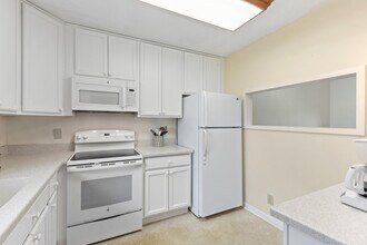 2651 Boundbrook Blvd in West Palm Beach, FL - Building Photo - Building Photo