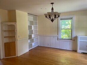 40 Butts St in Newton, MA - Building Photo - Building Photo