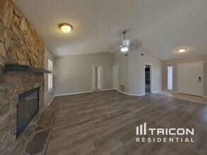 7058 Star Rush Dr in Jacksonville, FL - Building Photo - Building Photo