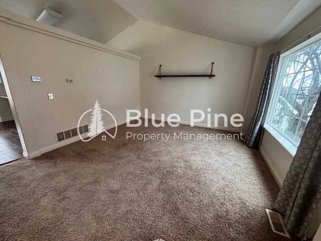 2415 Northstar Dr in Pocatello, ID - Building Photo - Building Photo