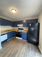 6451 Bedford Ln in Lithonia, GA - Building Photo - Building Photo