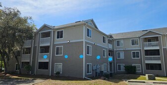 4215 SW 22nd Ln, Unit 4000 sw 23th st unit 1201 in Gainesville, FL - Building Photo