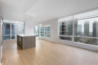 The Underwood in Calgary, AB - Building Photo - Building Photo