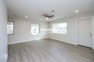 410 N 97th St in Mesa, AZ - Building Photo - Building Photo