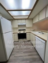 12151 117th St N in Seminole, FL - Building Photo - Building Photo