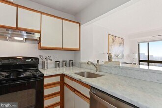 900 N Stafford in Arlington, VA - Building Photo - Building Photo