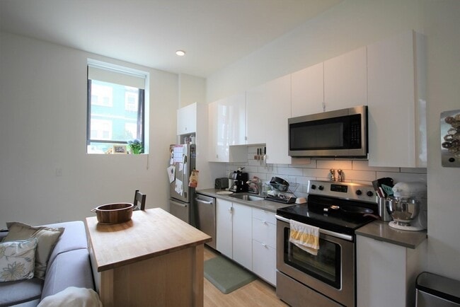 70 Parker Hill Ave in Boston, MA - Building Photo - Building Photo