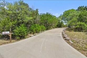 401 Buffalo Speedway in Driftwood, TX - Building Photo - Building Photo