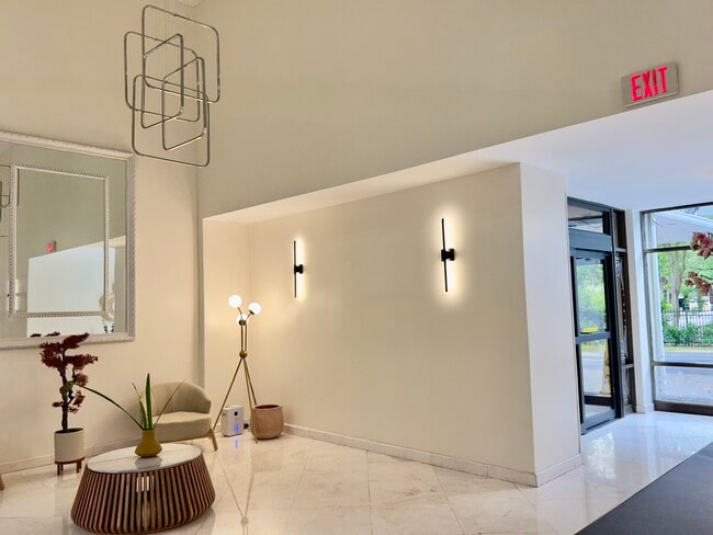 2780 NE 183rd St, Unit 1203 in Aventura, FL - Building Photo - Building Photo