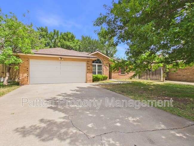 property at 5822 Syracuse Dr
