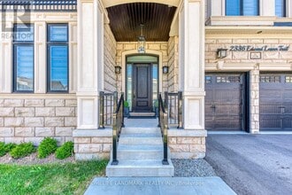 2336 Edward Leaver Trl in Oakville, ON - Building Photo - Building Photo