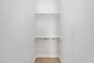 10919 Grove Tree Ln in Houston, TX - Building Photo - Building Photo